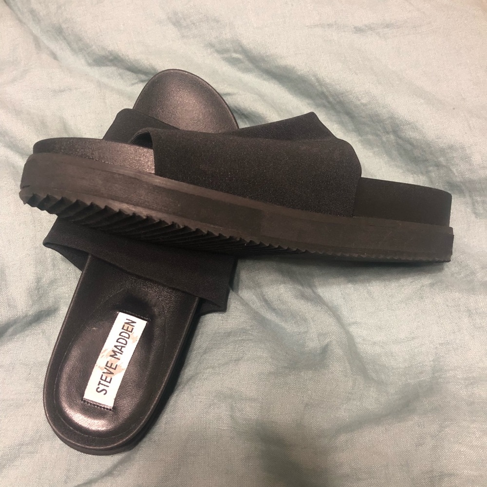 Steve Madden Slinky Slides